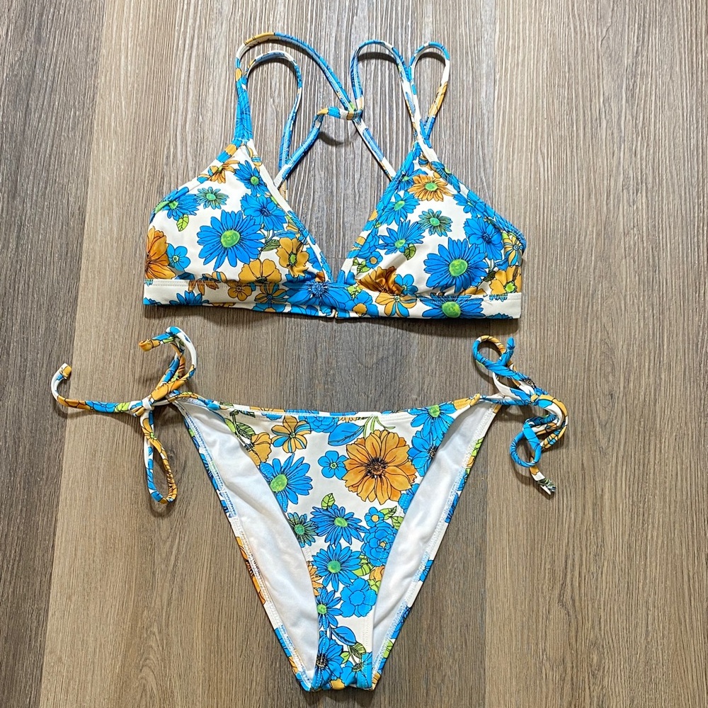 Xhilaration Blue and Yellow Floral Bikini
